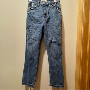Abercrombie Ultra High Rise Ankle Straight Jeans
